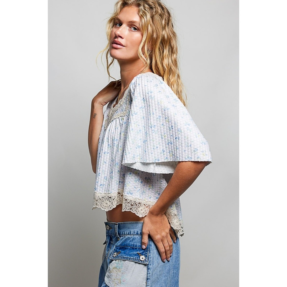 POL Floral Print Lace Trim Blouse - Pale Blue - Large - Picture 2 of 6